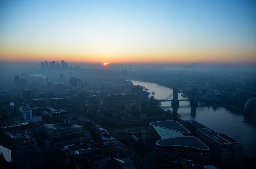 CAC0F3CB-4FD8-454E-A957-F5C7E200F82F